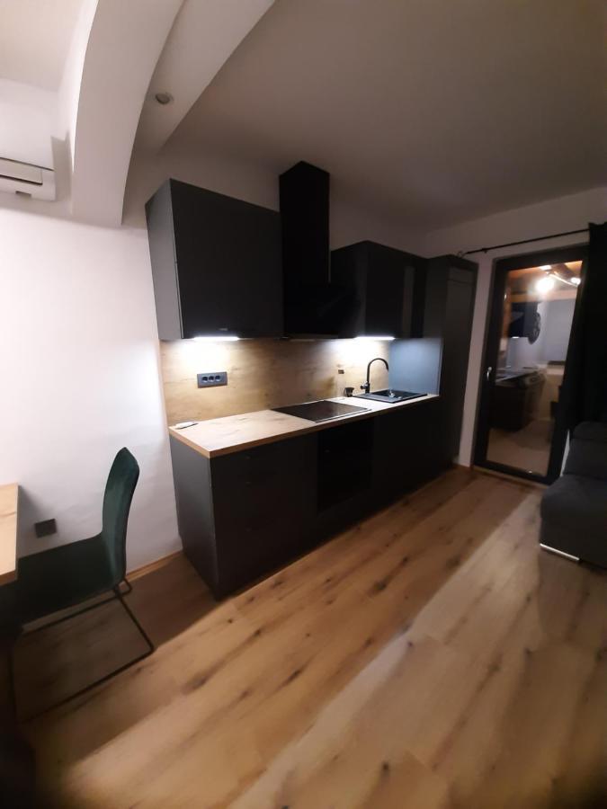 Apartman Mate Lopar Exterior photo